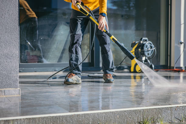 Best Playground Equipment Cleaning  in Garden City South, NY